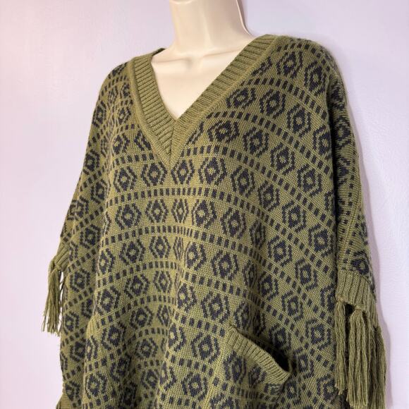 Carolina K Women's Alpaca Blend Lulu Poncho Green Print Fringe Boho One Size - Picture 7 of 11